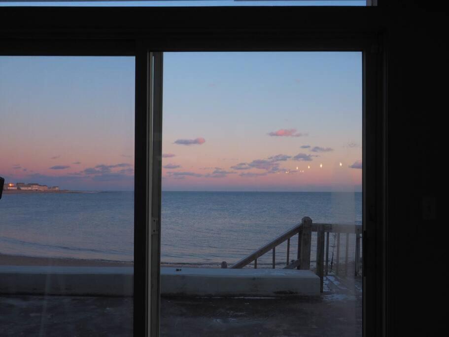 Casa Al Mare Beachfront Retreat King Bed Near Yale *